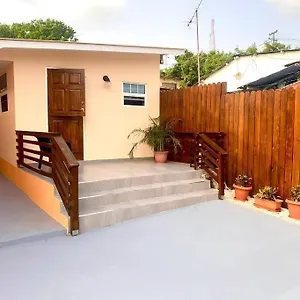 Apartamento Cozy 1-bedroom Close To Center Willemstad